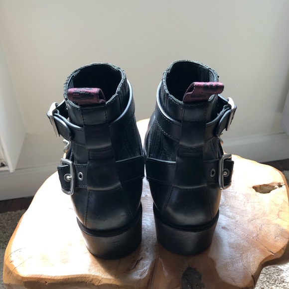 COACH multi buckles Chelsea boots 41.5EU 8.5US - Picture 3 of 5